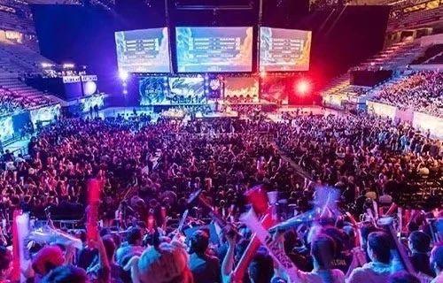 长的球员常 长的球员常