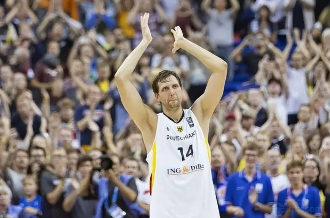 声交织成一 声交织成一